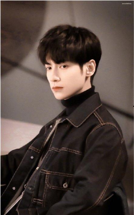 杨紫肖战娱乐圈吃瓜爆料,揭秘明星幕后故事